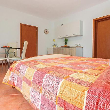 Gorgeous Apartment In Fazana With Wifi Экстерьер фото