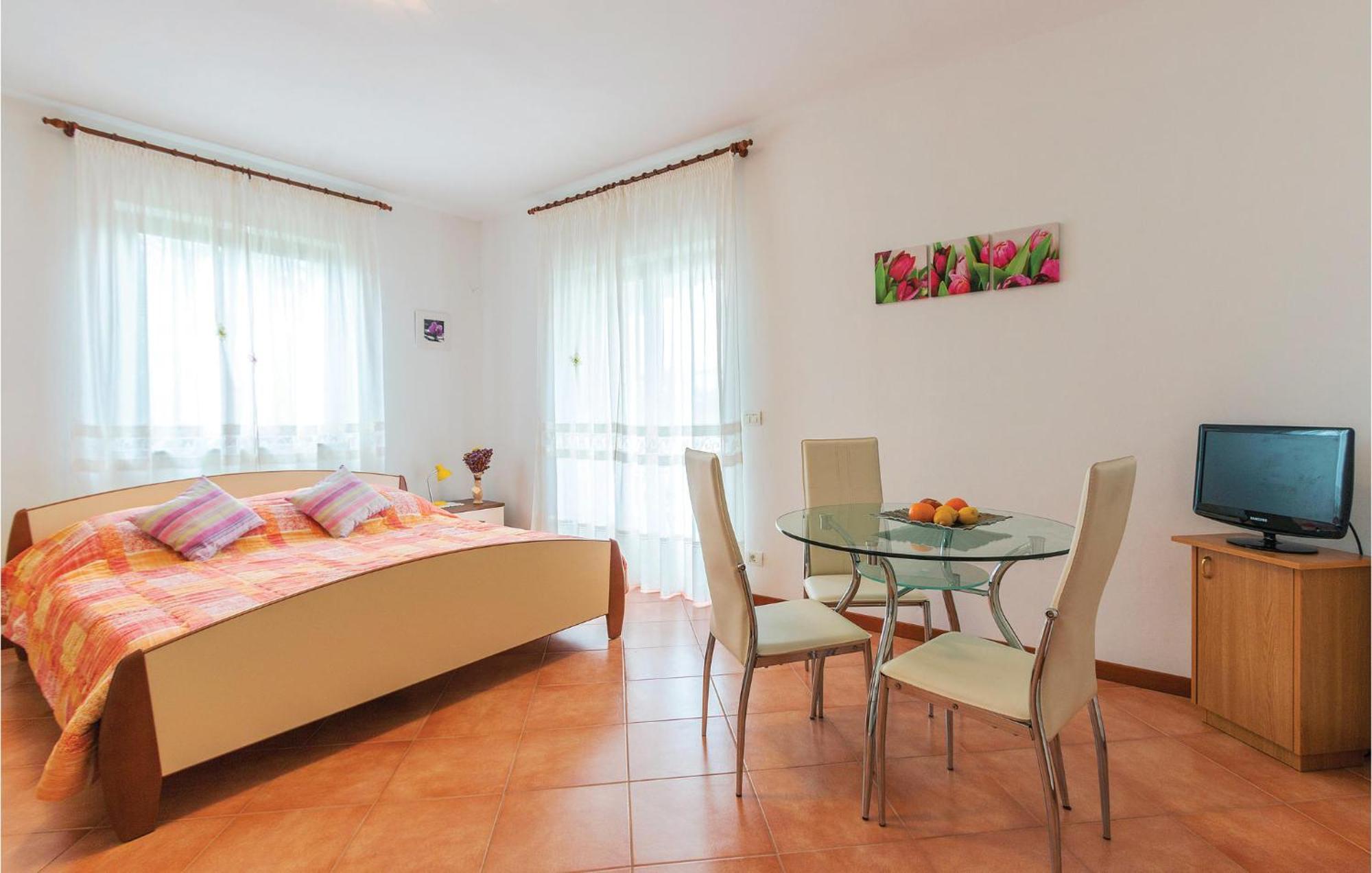Gorgeous Apartment In Fazana With Wifi Экстерьер фото